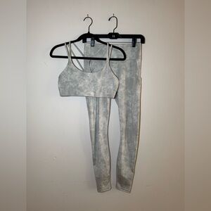 Fabletics Motion365® Leggings & Bra